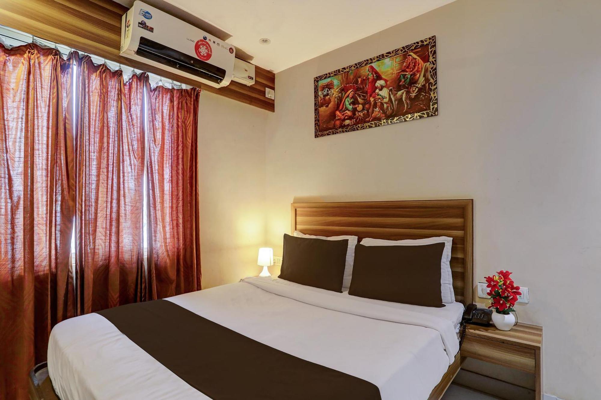 Super Hotel O Vaishnavi Inn Hyderabad Ngoại thất bức ảnh