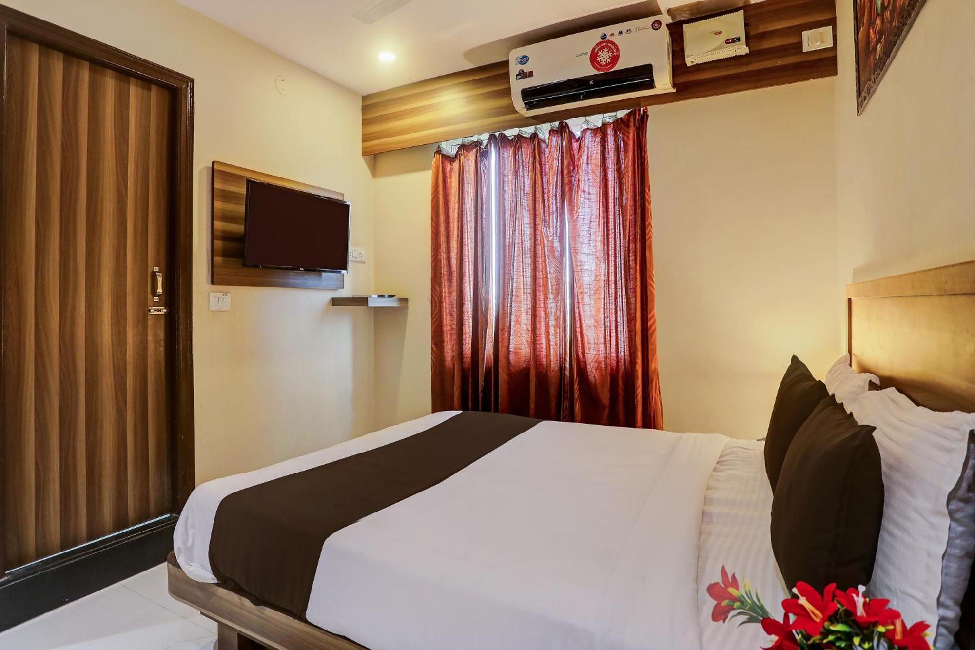 Super Hotel O Vaishnavi Inn Hyderabad Ngoại thất bức ảnh
