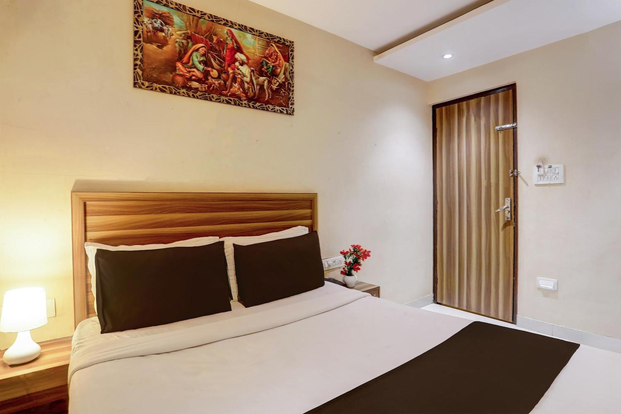 Super Hotel O Vaishnavi Inn Hyderabad Ngoại thất bức ảnh